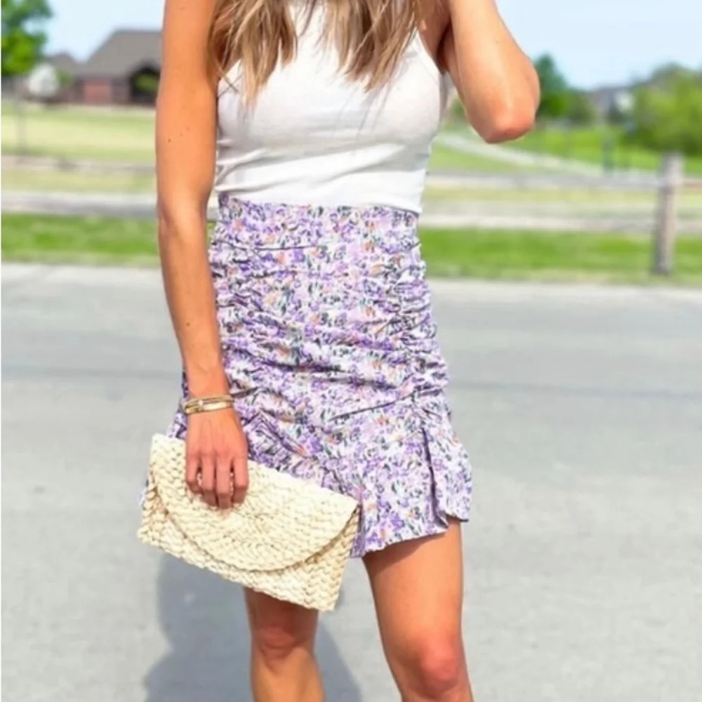 GoodNight Macaroon Mini skirt Ruffled Ruched Floral M coastal cowgirl NWT New